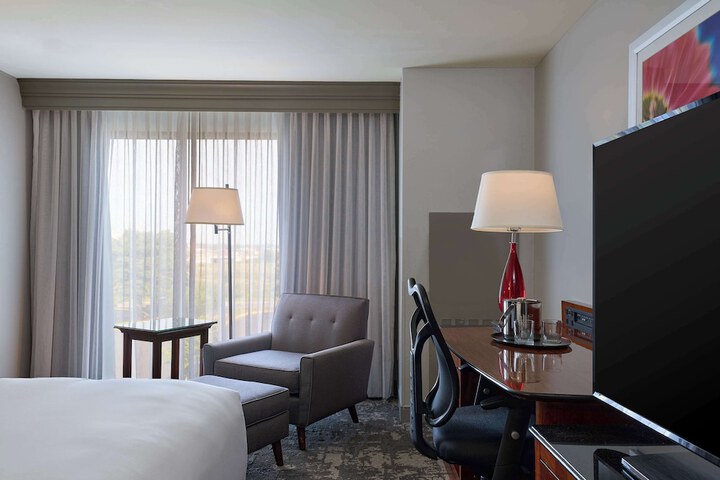 DoubleTree by Hilton Minneapolis Airport MN