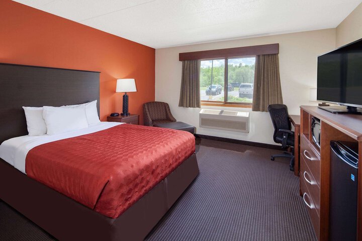 Room 18 of 32