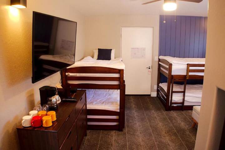 Room 29 of 31