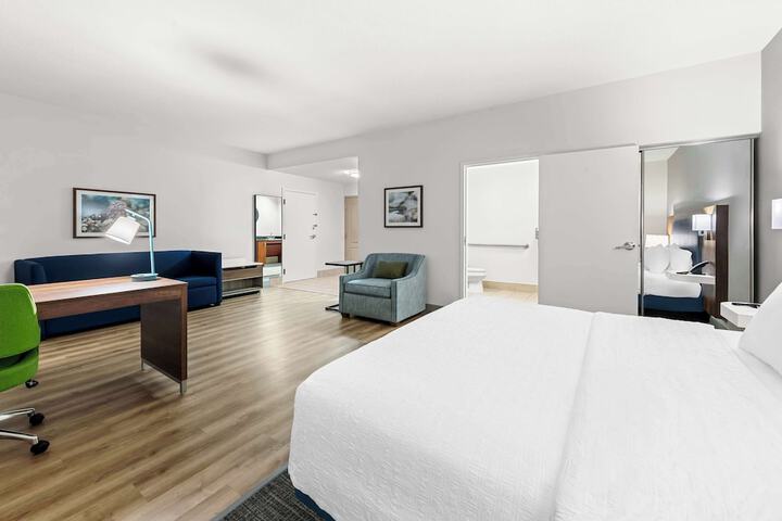 Room 35 of 45