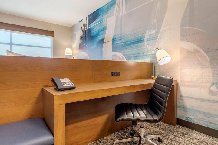 Cambria Hotel Davenport Quad Cities