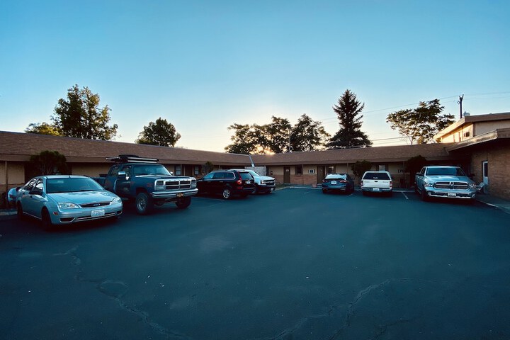 Property Grounds 30 of 32