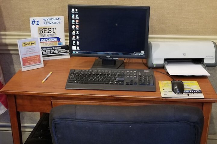 Business Center 12 of 12