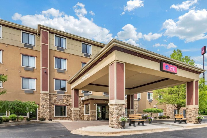 Hotel 2 of 41