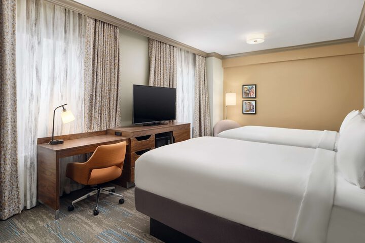 Room 12 of 74
