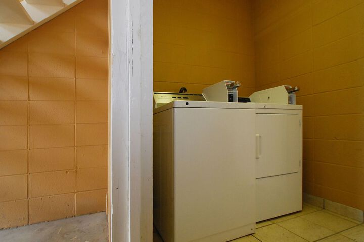 Room 18 of 51