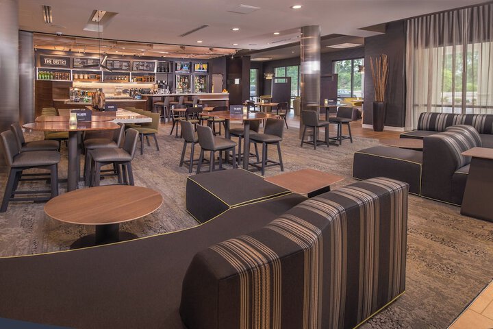 Courtyard by Marriott Hershey Chocolate Avenue