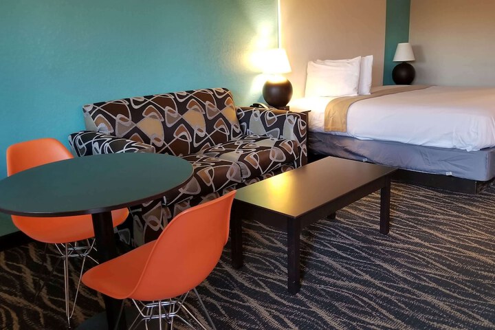 Room 46 of 60