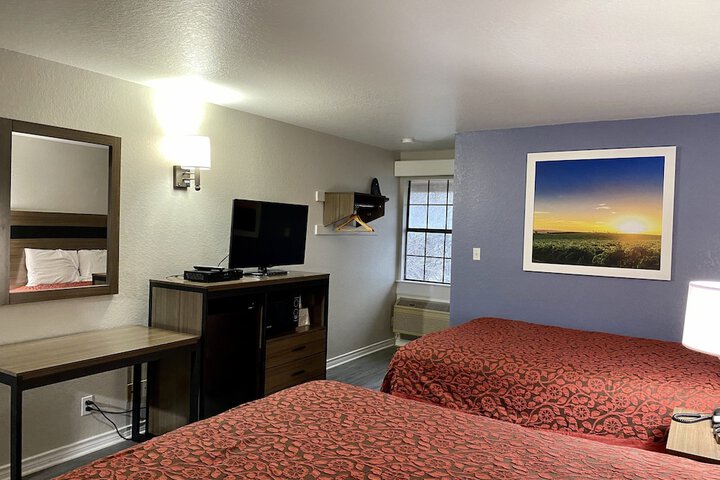 Room 25 of 51