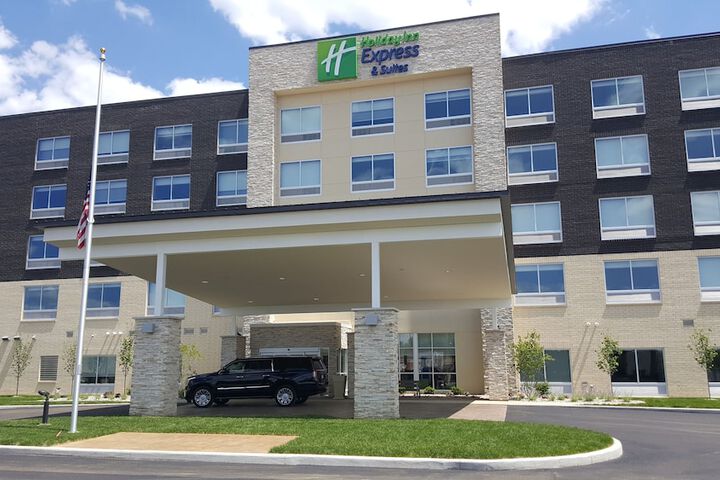 Hotel 7 of 46