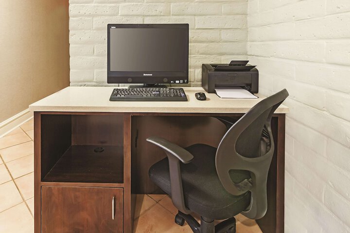 Business Center 27 of 27