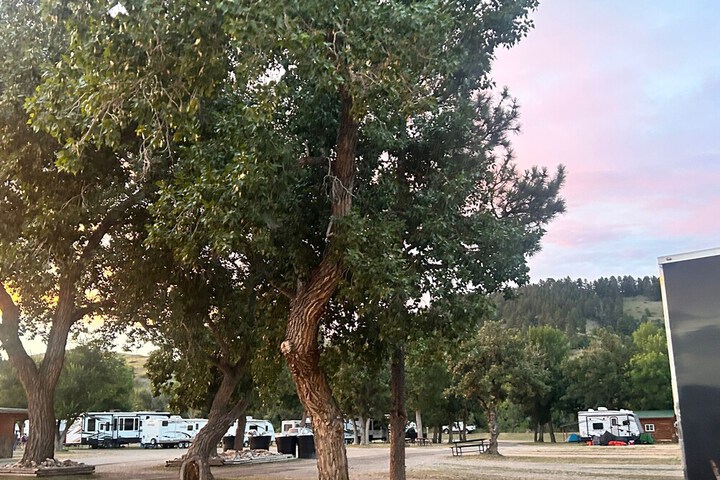 Days End Campground & RV Park