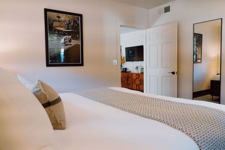 Room 25 of 101