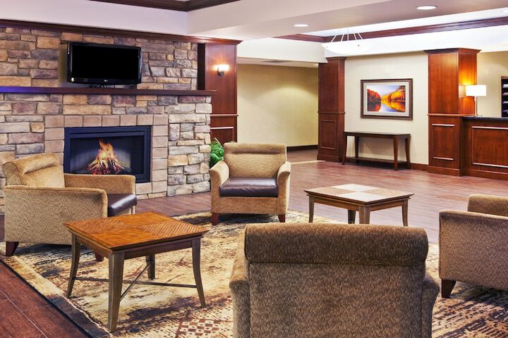 Hotel Interior 9 of 32