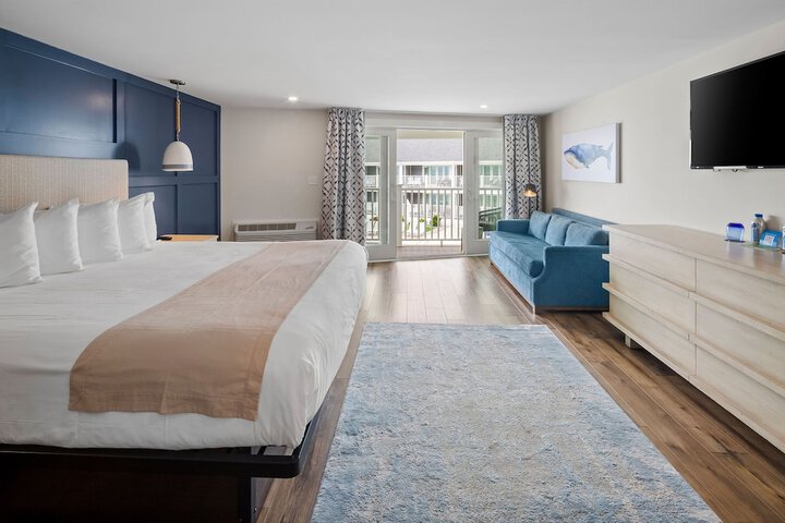 Pelham House Resort