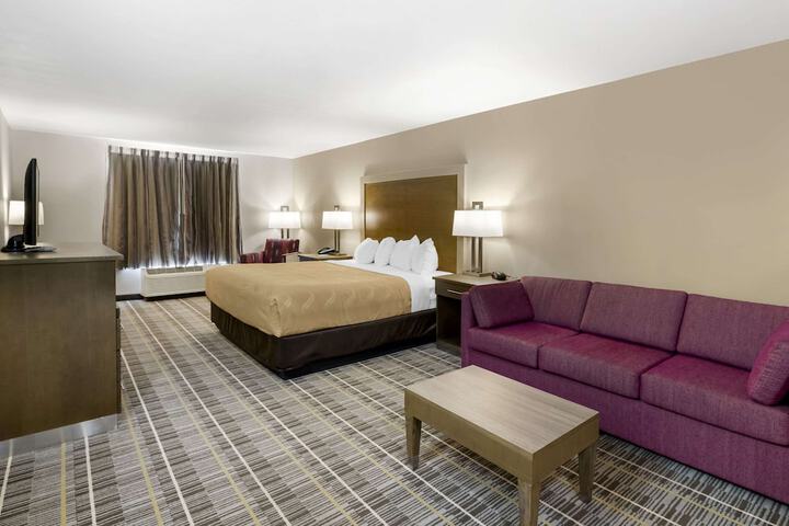 Quality Inn & Suites Carlsbad Caverns Area