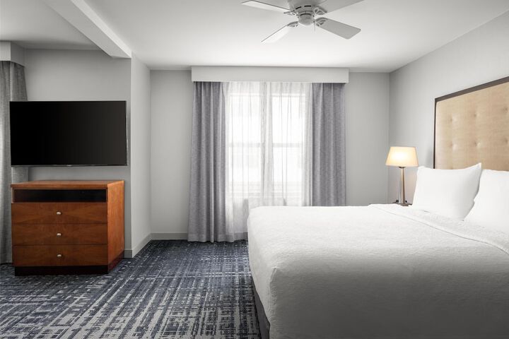 Homewood Suites by Hilton Dulles-North / Loudoun