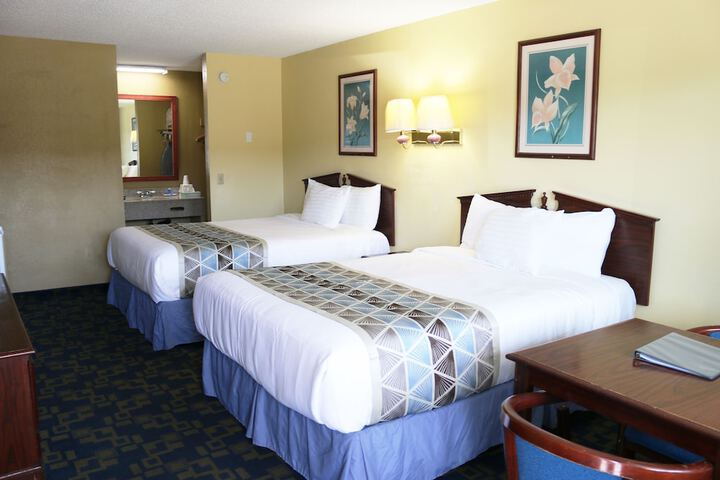 Room 16 of 35