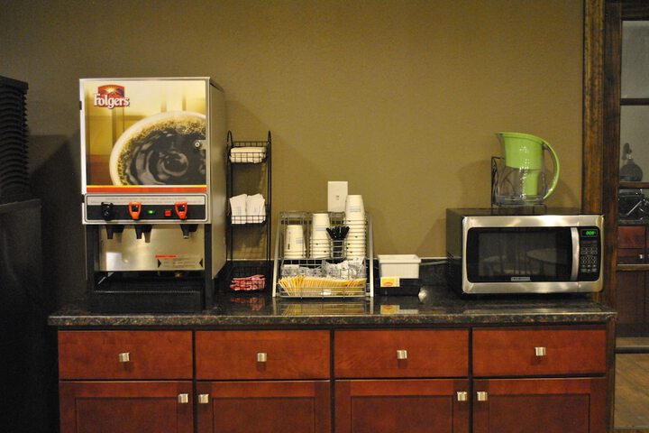 Breakfast/Coffee Service 25 of 27