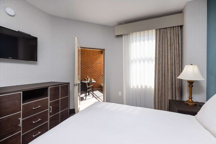 Room 21 of 85