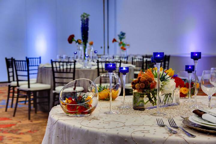 Ballroom/Hall 43 of 45