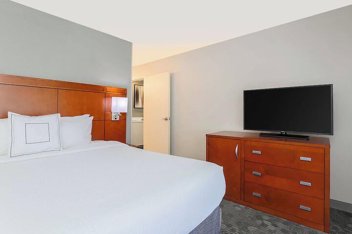 Courtyard by Marriott Monroe Airport
