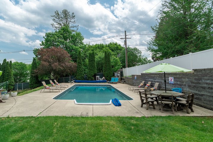 Pool 7 of 39