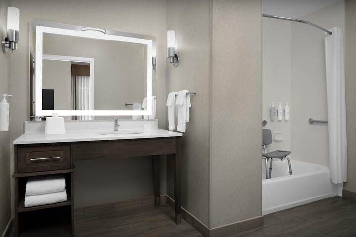Homewood Suites by Hilton Concord Charlotte