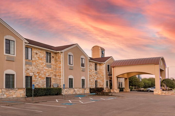 Hotel 2 of 25