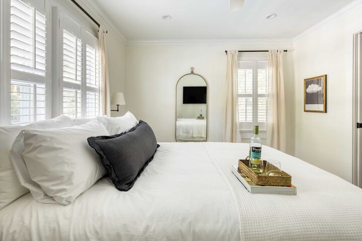 Sawyer by Avantstay Stunning Isle of Palms Home w / Pool!