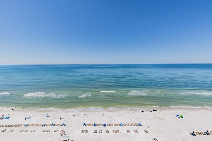 Hampton Inn & Suites Panama City Beach-Beachfront