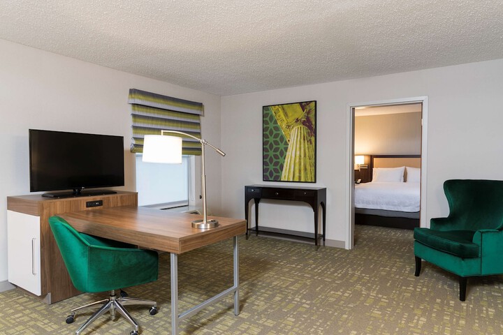 Room 34 of 52