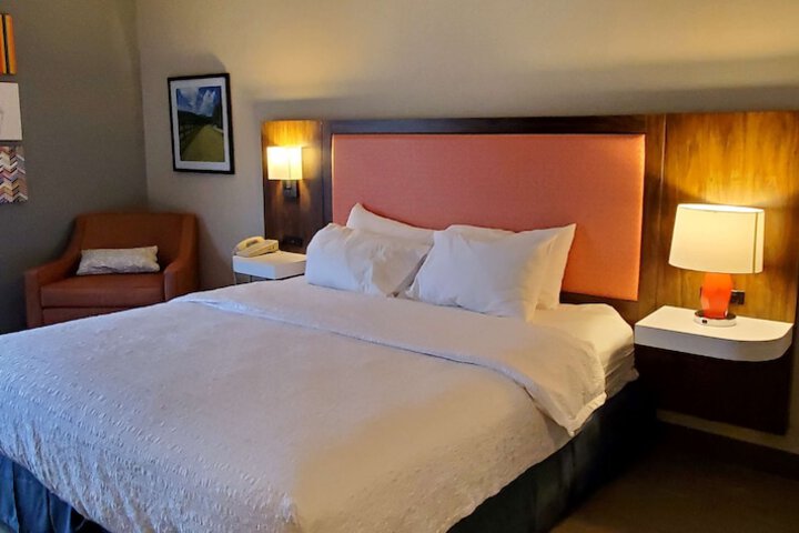 Hampton Inn Hillsville