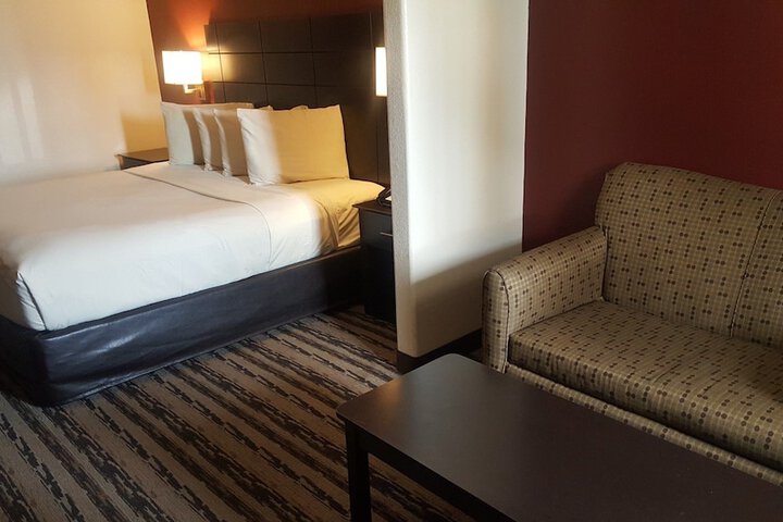 Room 8 of 15