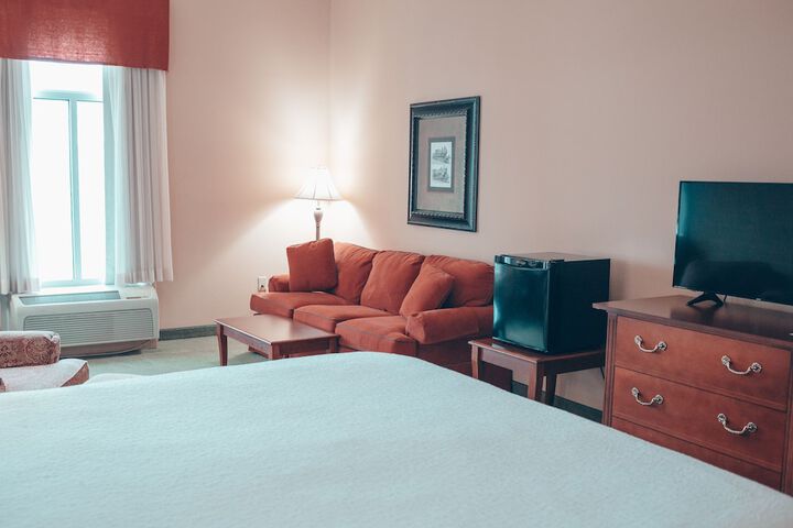 Room 21 of 27