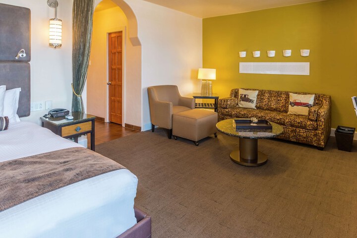 Hotel Andaluz Albuquerque Curio Collection by Hilton