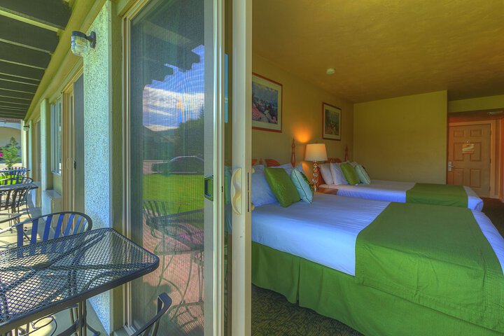 Room 32 of 72
