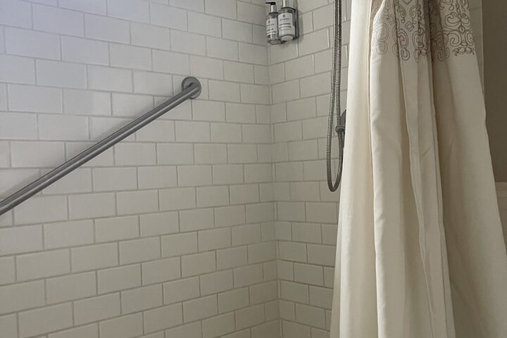 Room 51 of 69