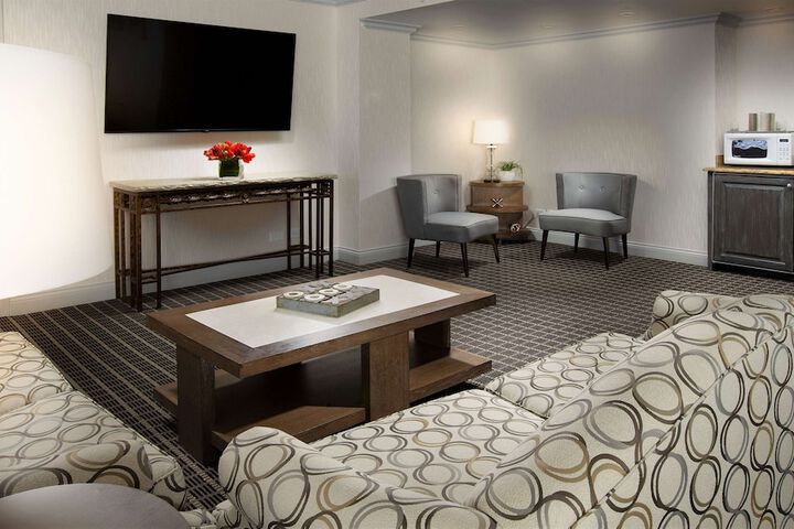 Room 40 of 113