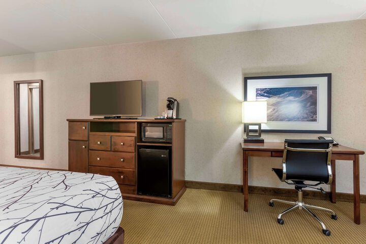 Room 38 of 60
