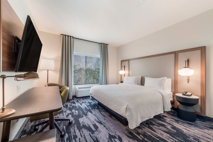 Fairfield Inn & Suites by Marriott Knoxville Clinton
