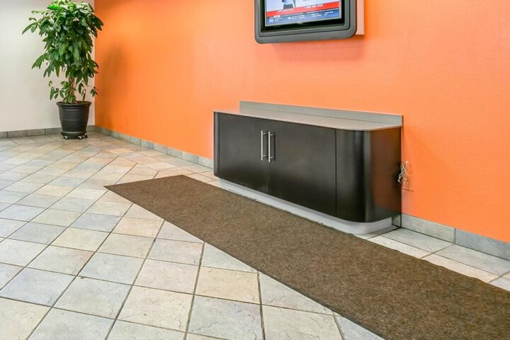 MOTEL 6 MINNEAPOLIS AIRPORT - MALL OF AM