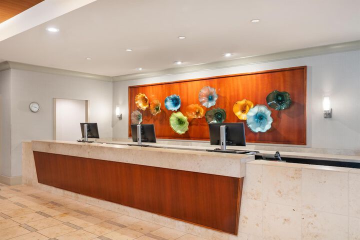 Eastgate Hotel BW Signature Collection