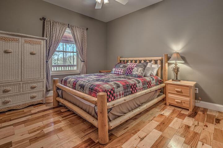 32 Acre Memory Maker by Escape to Blue Ridge
