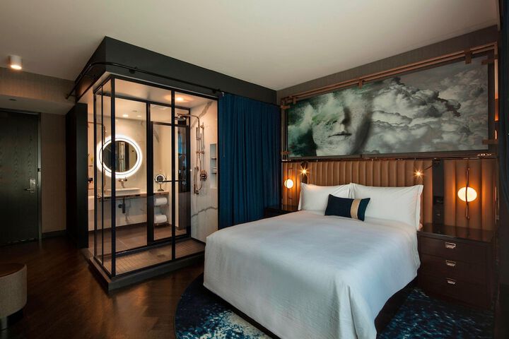 Room 9 of 41