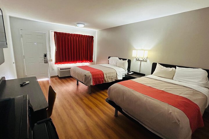 Room 18 of 45