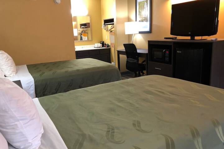 Room 22 of 44