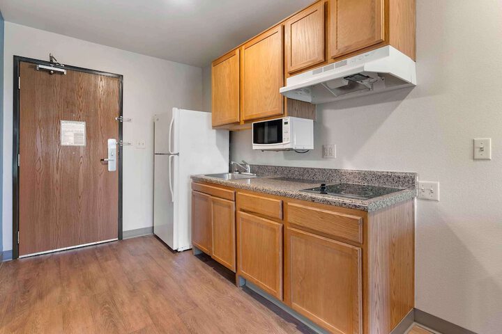 WoodSpring Suites Orlando South