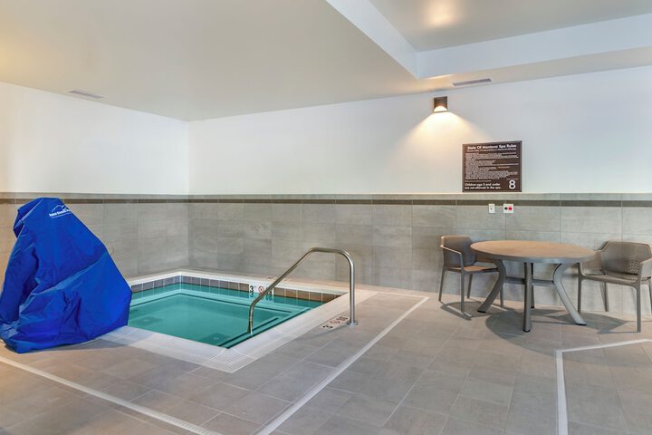 Pool 4 of 36
