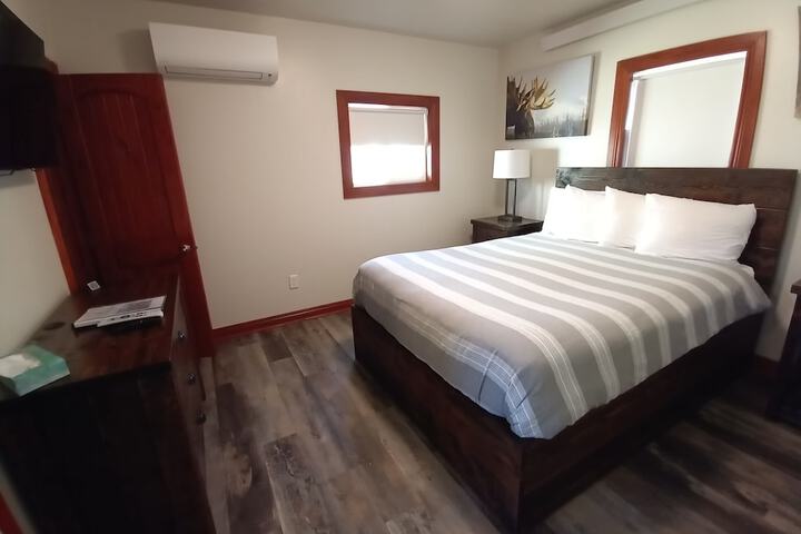 Room 27 of 81